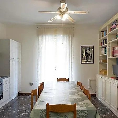 Re Lear - 4 Bedrooms Ξενοδοχείο 3*