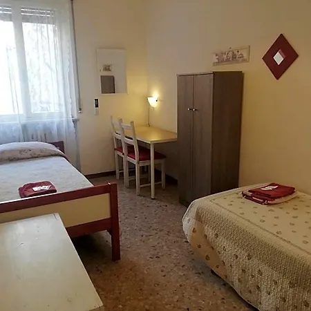Re Lear - 4 Bedrooms